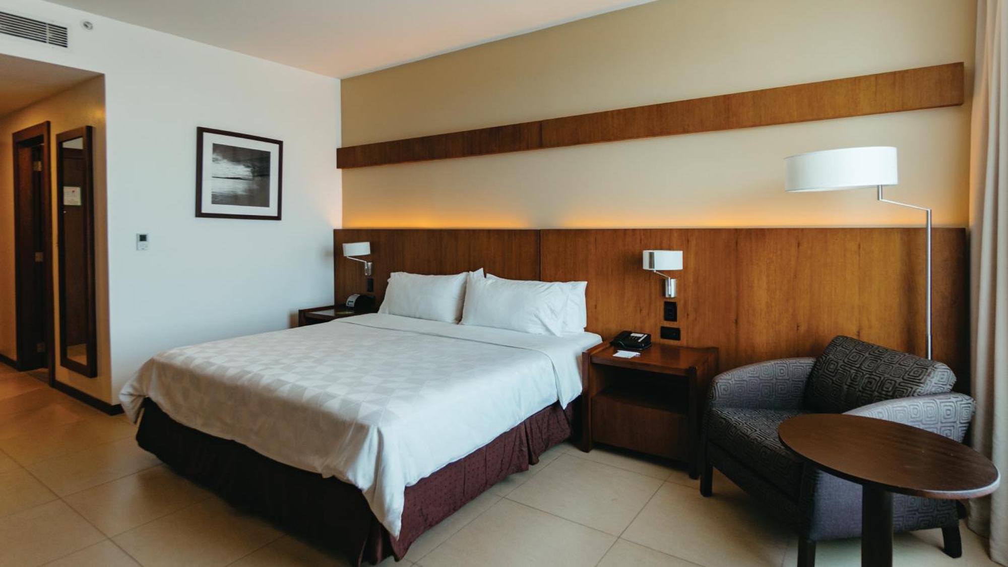 Holiday Inn Guayaquil Airport By Ihg Zewnętrze zdjęcie A room at the hotel