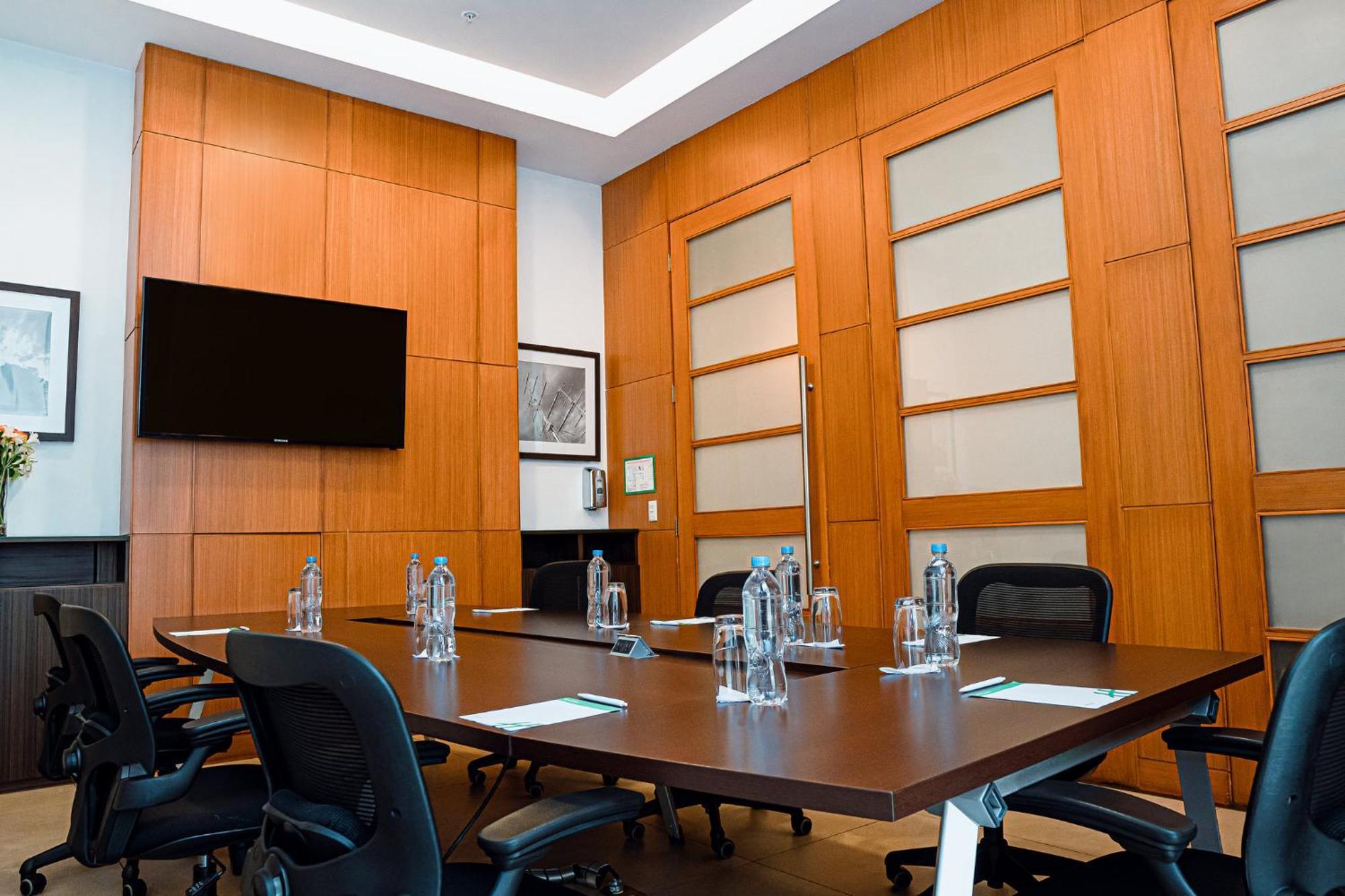 Holiday Inn Guayaquil Airport By Ihg Zewnętrze zdjęcie Meeting room at the headquarters of the African Union